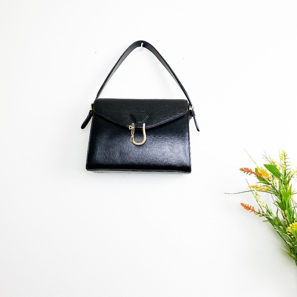⭐️ VINTAGE ROBERTA DI CAMERINO Italian Shoulder Bag
